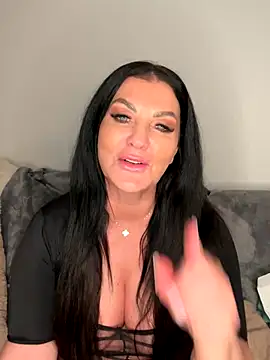 Nola Luxx-offiziell online show from November 18, 3:35 pm