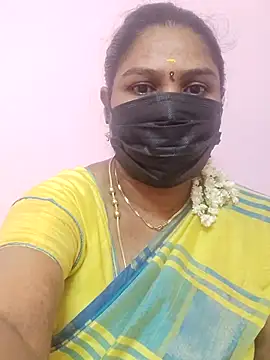 Snapshot of Tamil_Azhaghi25 chatting on September 16, 1:13 am Tamil Azhaghi25 online show from September 16, 1:13 am
