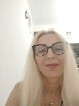  sexyBLONDE46  online show from April 10, 8:04 pm