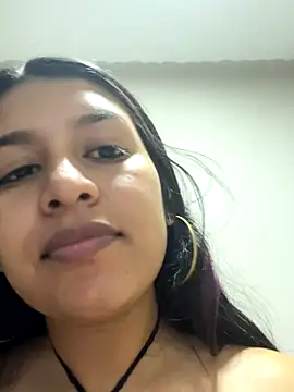 Snapshot of _Chloe_Smith chatting on October 5, 11:04 am Chloe Smith online show from October 5, 11:04 am