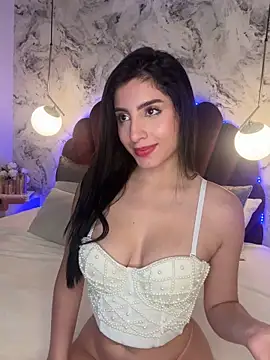 Snapshot of Alicia_vellami chatting on October 7, 8:24 pm Alicia vellami online show from October 7, 8:24 pm