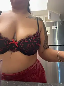 latina curvy22 online show from November 6, 10:48 pm