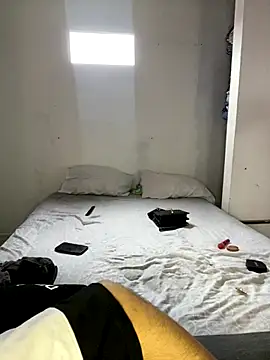 Andres-Andrea1922 online show from November 28, 9:29 pm