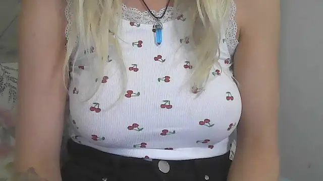 flirty babe x online show from July 24, 12:30 am