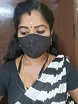 tamilammukuttyy online show from August 1, 2:30 pm
