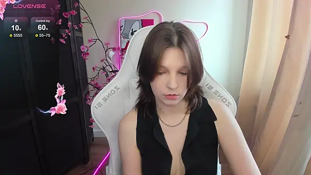 AudreyyKim online show from April 21, 8:43 am