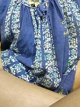 desi boudi87 online show from April 2, 5:32 pm