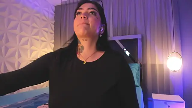 MAGIC TESSA online show from November 5, 10:26 pm