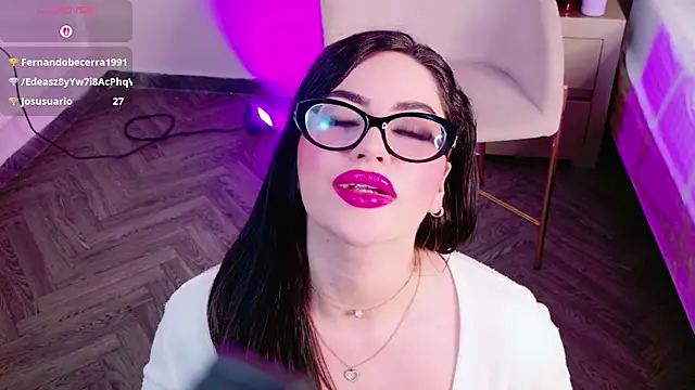 Catalina-Malave online show from June 3, 4:13 am