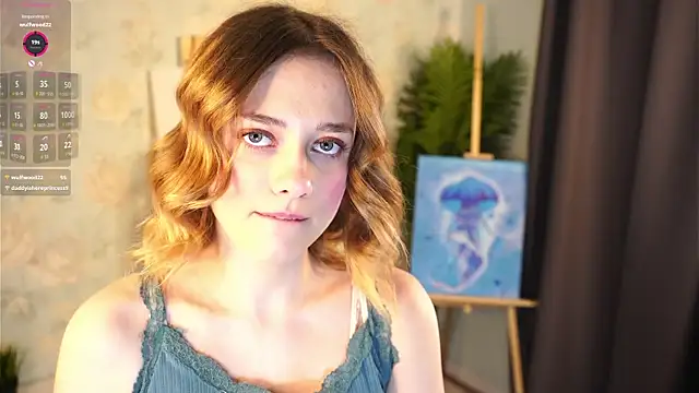 HollieCollelo online show from February 26, 3:49 am