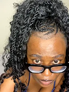 Moonzy77 online show from October 7, 9:19 pm