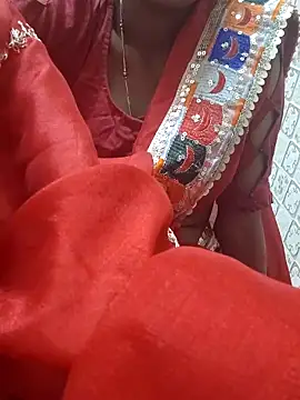 Snapshot of Aidakhan1212 chatting on November 1, 4:22 pm Aidakhan1212 online show from November 1, 4:22 pm