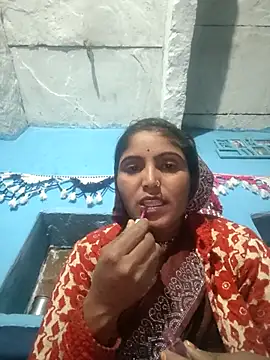 LUCKY cut online show from November 10, 4:35 pm