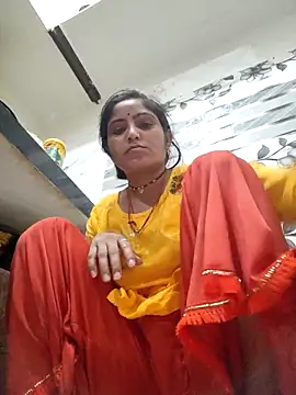 LUCKY cut online show from April 1, 6:16 pm