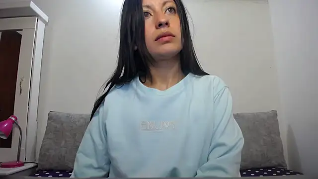 Taylormegan online show from October 20, 11:52 pm