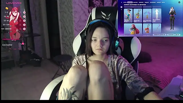 Kitti study online show from October 4, 5:39 pm