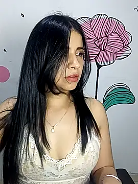 ValerieLove  online show from October 7, 9:08 pm