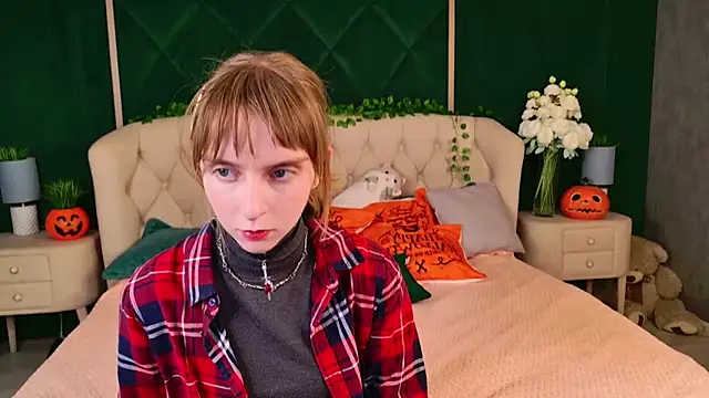 Beverly Gomes online show from October 21, 3:49 pm