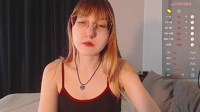 ohmycheryl online show from November 16, 5:35 pm