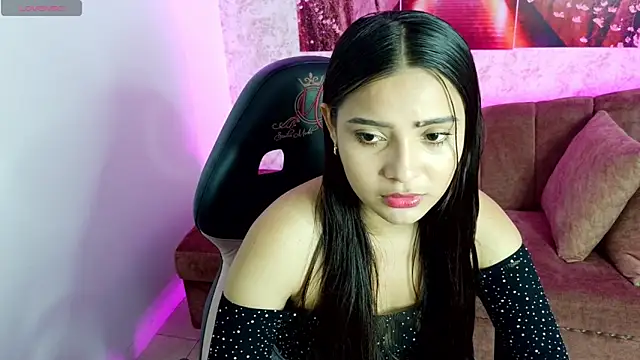 Ariannaa m online show from October 17, 9:18 pm