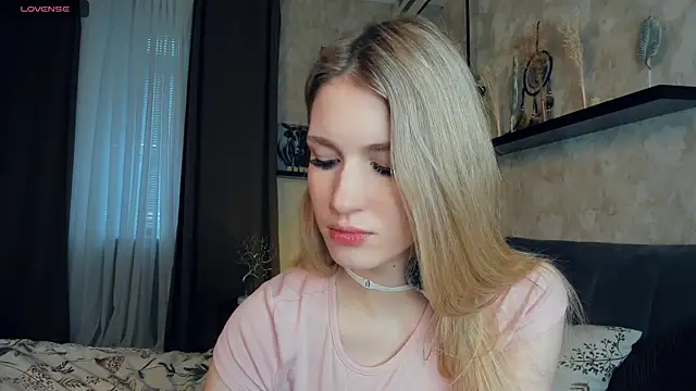 FrancisBivona online show from January 18, 8:21 am