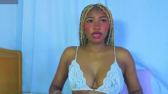 SophiaBloss online show from March 13, 6:20 pm