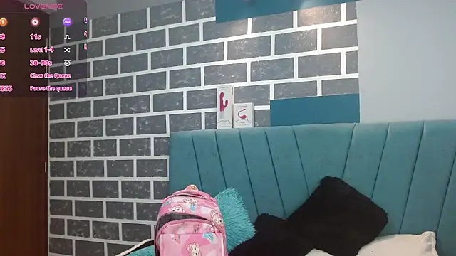 Chloe Brown3 online show from November 14, 5:46 pm