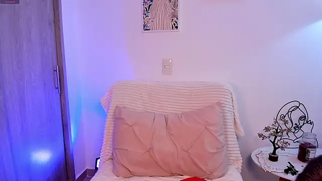 Skeeter ss online show from April 21, 3:52 pm