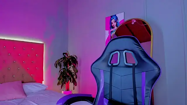 JennyLawrence online show from November 21, 7:49 pm