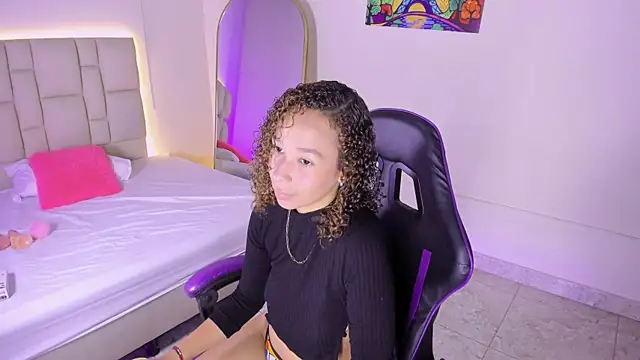 JennyLawrence online show from October 14, 8:00 pm