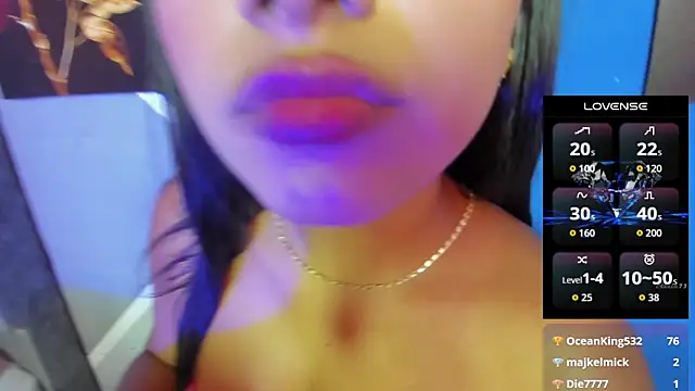 lau-hot online show from March 22, 8:48 pm