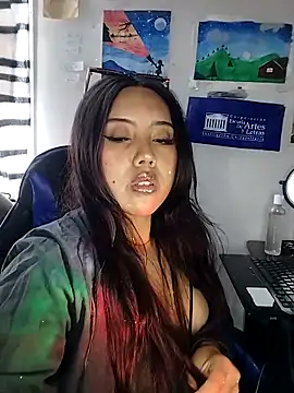 -Selene  online show from September 29, 9:09 pm