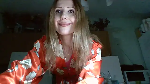 Tiluu1 online show from February 17, 8:52 pm