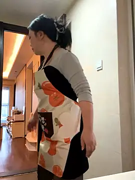 smgirls online show from November 15, 9:21 am