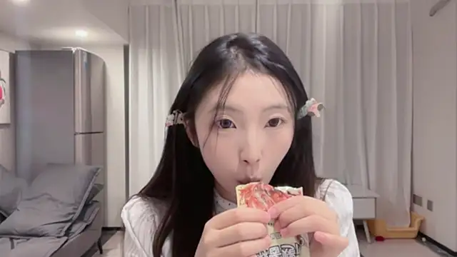 ZhaoZhao-ZM online show from September 22, 2:26 pm