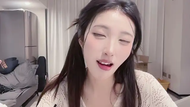 ZhaoZhao-ZM online show from October 15, 3:03 pm