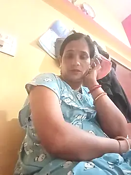 Snapshot of Hot-kal93 chatting on September 19, 9:52 am Hot-kal93 online show from September 19, 9:52 am