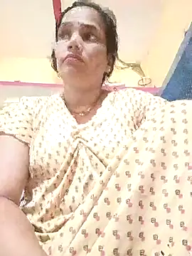 Snapshot of Hot-kal93 chatting on October 5, 7:57 am Hot-kal93 online show from October 5, 7:57 am