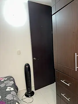 charlottekiss99 online show from April 17, 10:12 pm