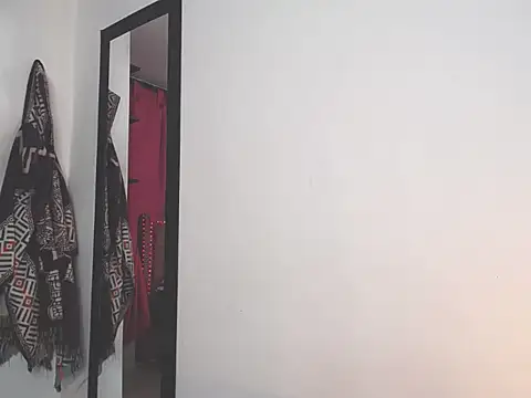 charlottekiss99 online show from December 15, 1:33 am