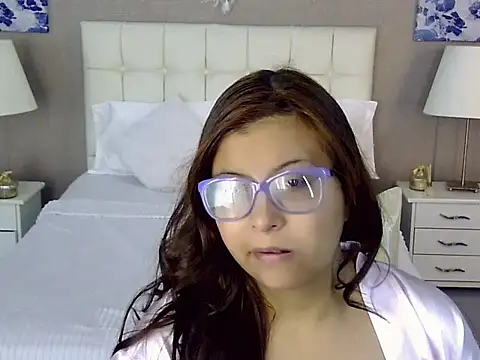 Snapshot of Amber_Rouge_ chatting on September 10, 12:27 pm Amber Rouge online show from September 10, 12:27 pm