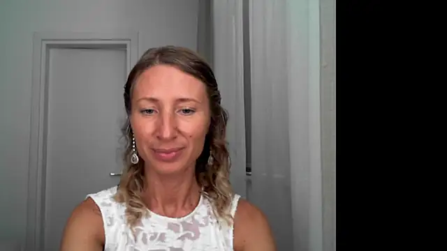 Snapshot of Paevoa chatting on September 30, 9:04 am Paevoa online show from September 30, 9:04 am