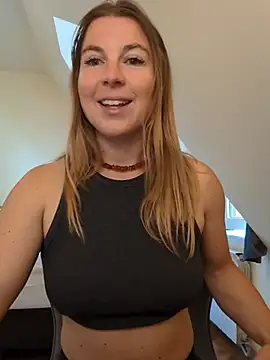 story of sarah online show from June 9, 7:52 am