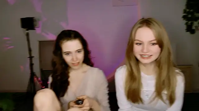 Yoka paradoXXX online show from October 30, 5:43 am