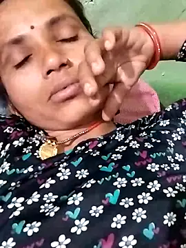 KIRTI12 HOT online show from October 31, 5:06 pm