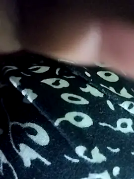 KIRTI12 HOT online show from December 3, 7:05 pm