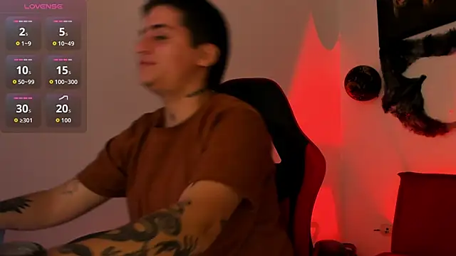 PeytonBox online show from October 28, 12:22 pm