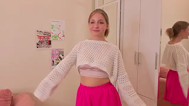 LoveSeekins online show from September 11, 7:47 pm