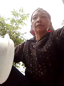 -Xuka-200 online show from October 21, 5:33 am