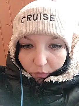 Snapshot of Breezy_88 chatting on October 14, 11:02 am Breezy 88 online show from October 14, 11:02 am